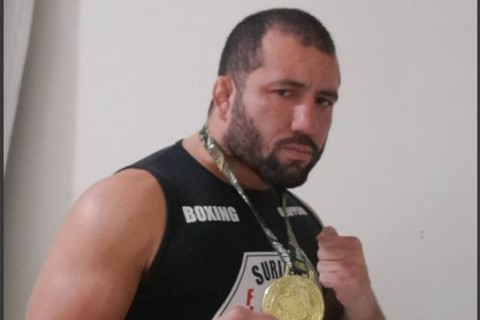 Orgulho de São José do Rio Pardo: Lutador Paulo Surian brilha na Argentina e conquista o hexacampeonato internacional no UIAMA Championship